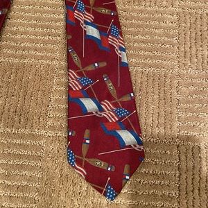 Tommy Hilfiger flag tie